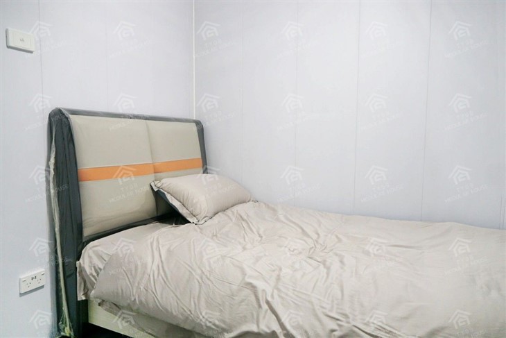 Expandable Tiny House On Wheels